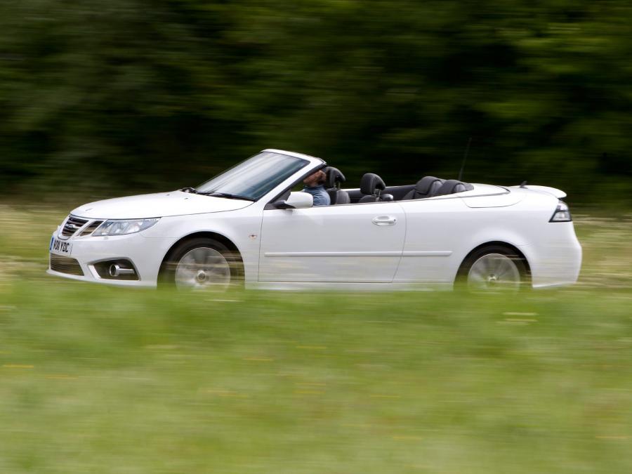  Saab 9-3 Griffin Aero Convertible 2011 года  (UK) (фото 2 из 11)